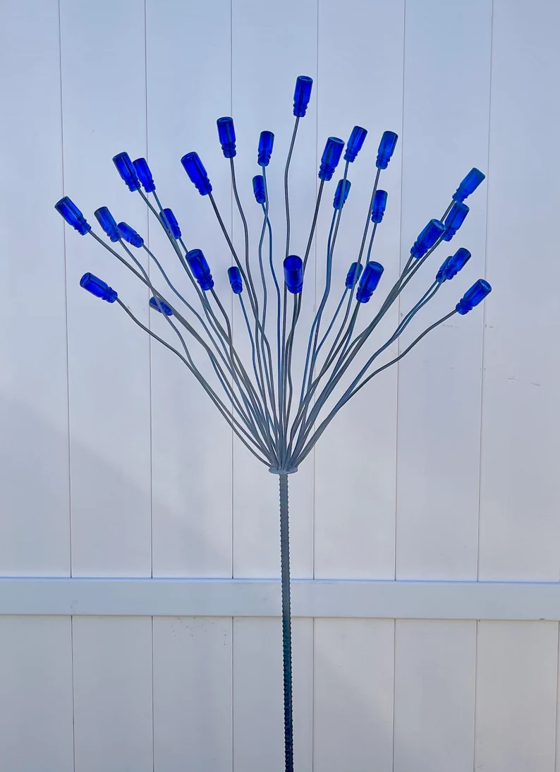 The Wisteria Bottle Tree by Cubby’s! - Image 2