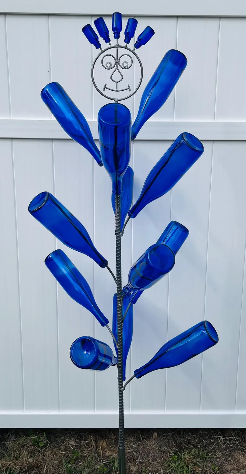 The “Don’t Worry, Be Happy” Bottle Tree by Cubby's! - Image 2