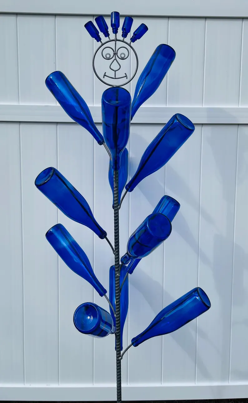 The “Don’t Worry, Be Happy” Bottle Tree by Cubby's! - Image 3